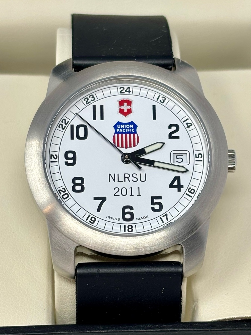 Union Pacific Railroad 2011 (NLRSU) Employee Issue Watch Victorinox Swiss Army.